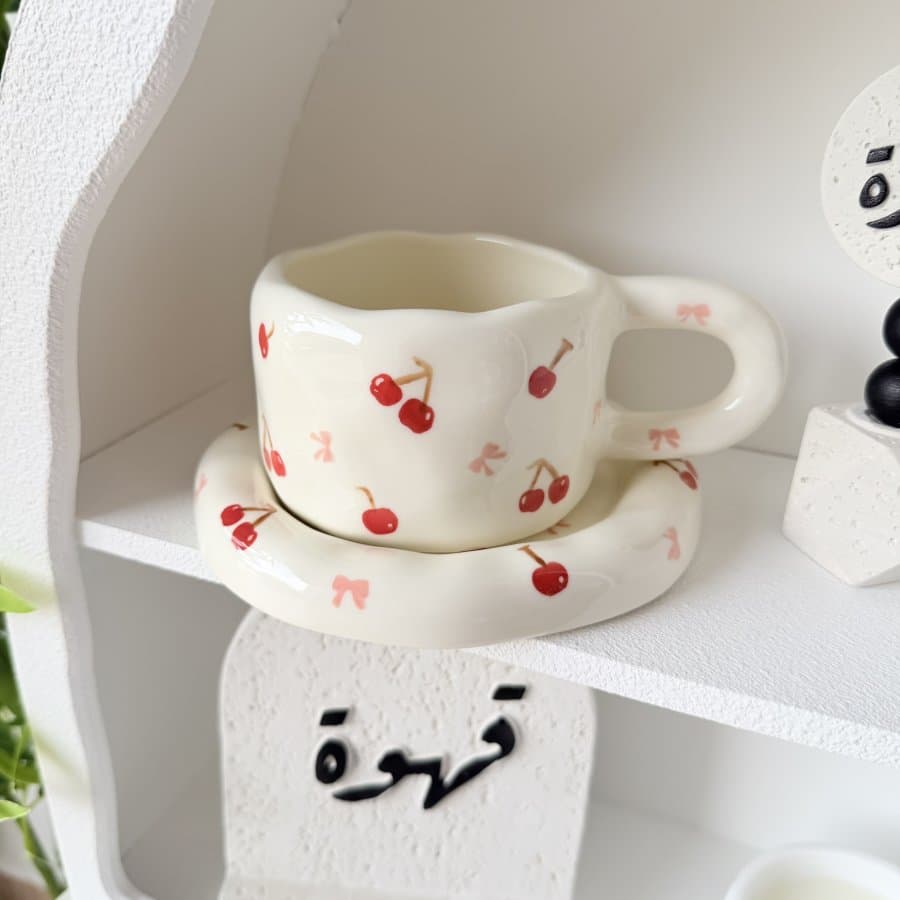 كوب بورسلان كرزة ابيض مع صحن